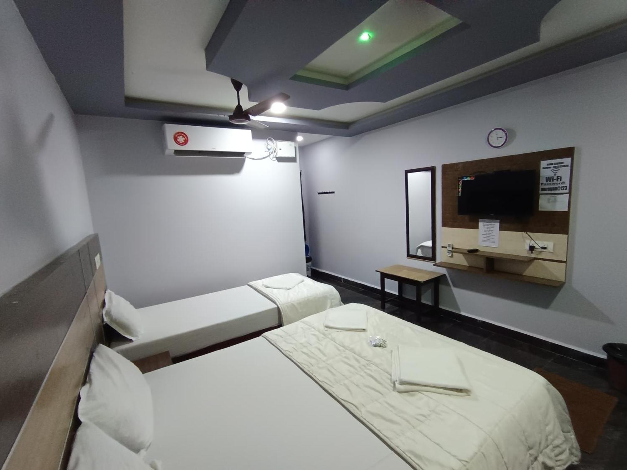 Sri Murugan Beach Paradise Hotel Mamallapuram Exterior foto