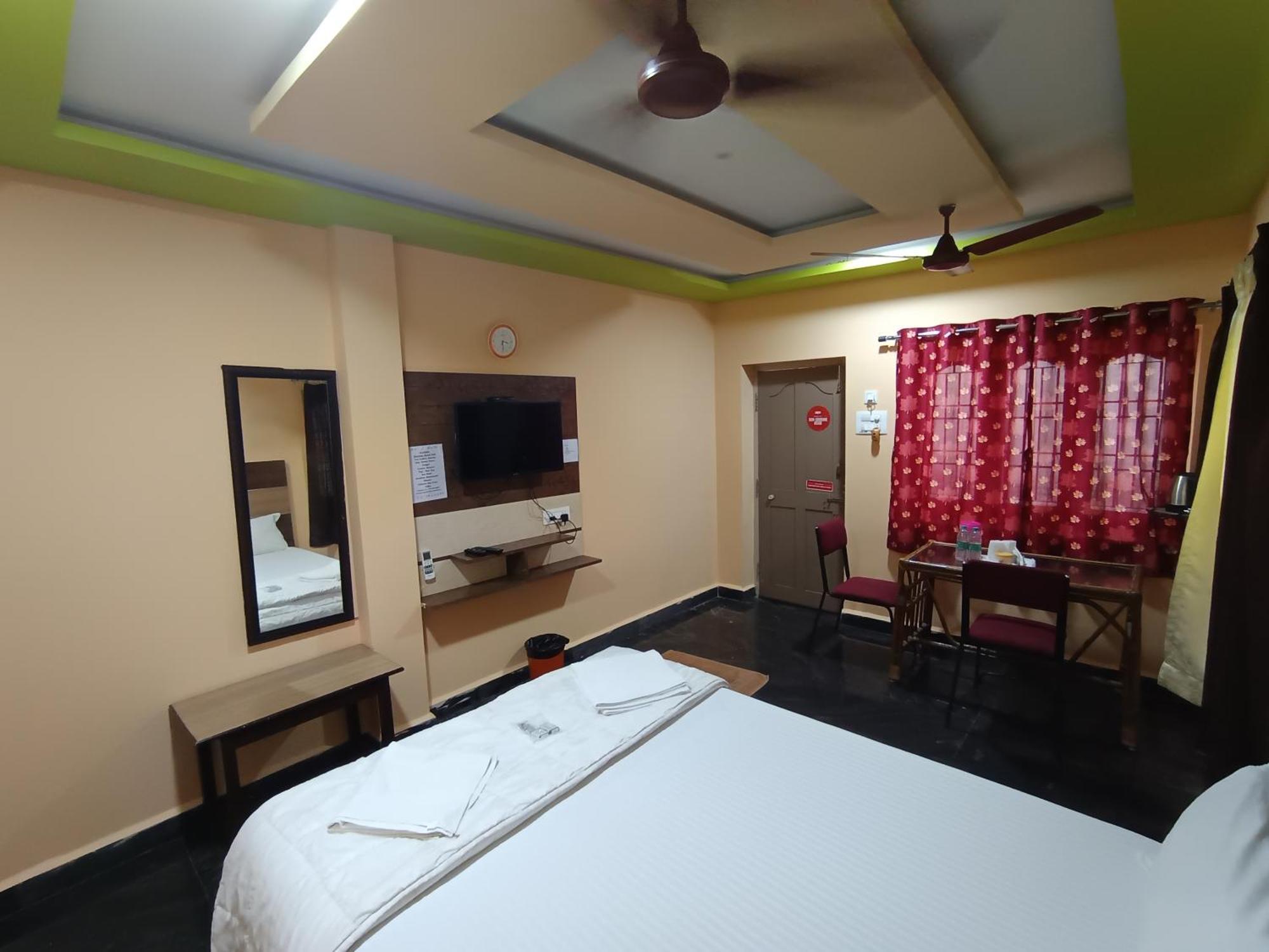 Sri Murugan Beach Paradise Hotel Mamallapuram Exterior foto