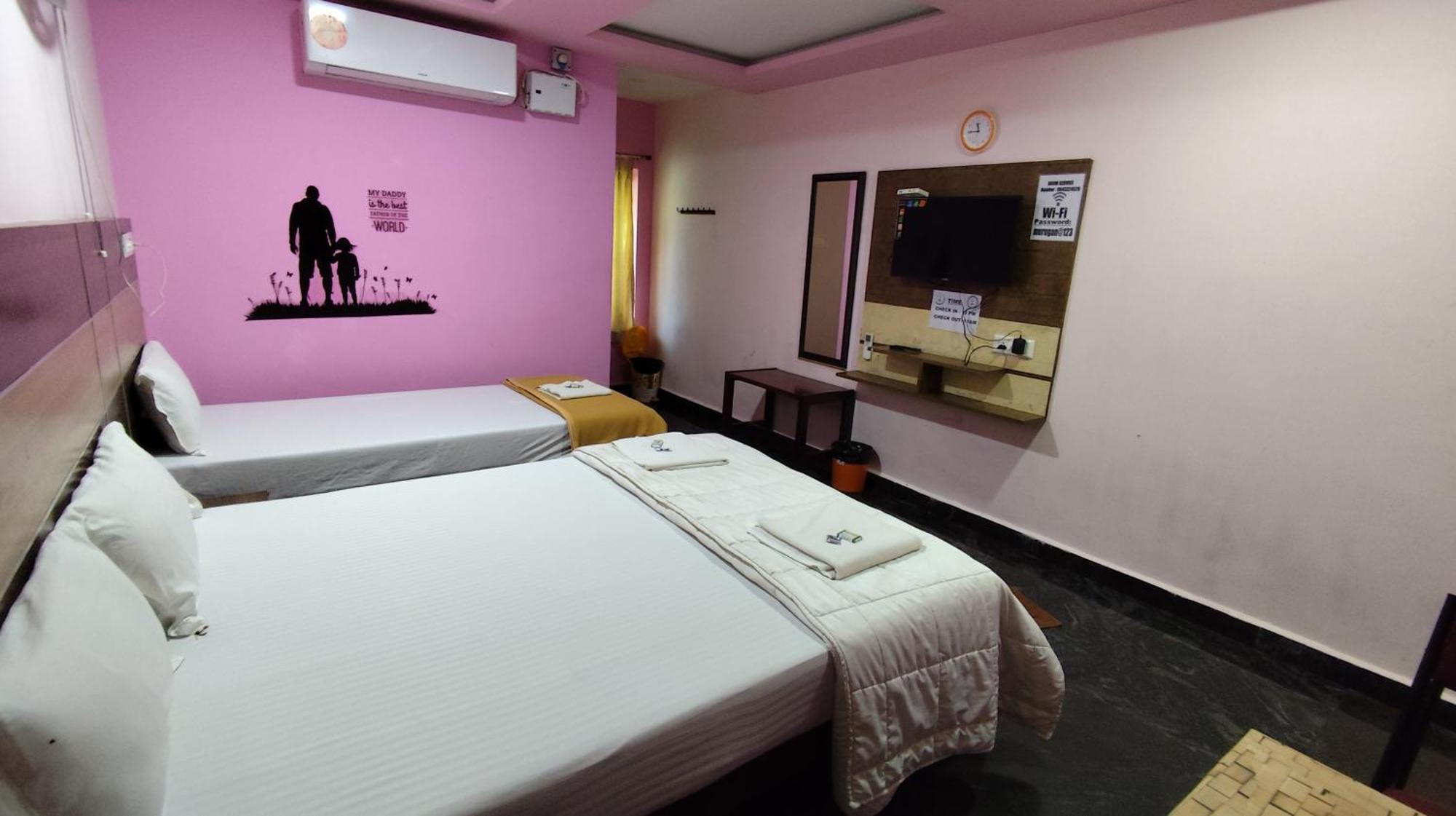 Sri Murugan Beach Paradise Hotel Mamallapuram Exterior foto