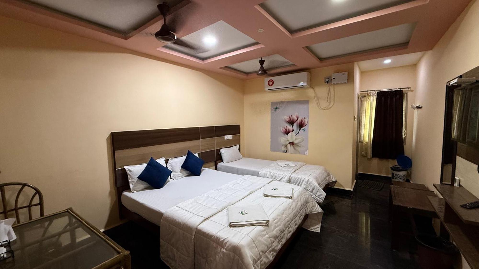 Sri Murugan Beach Paradise Hotel Mamallapuram Exterior foto